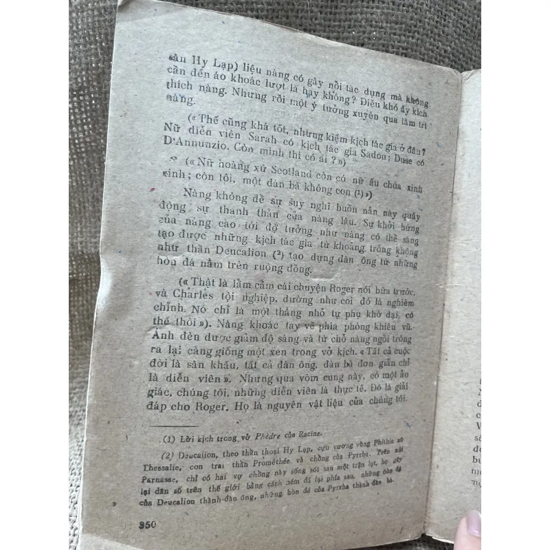 Nữ diễn viên- tiểu thuyết W. SOMERSET MAUGHAM 995523