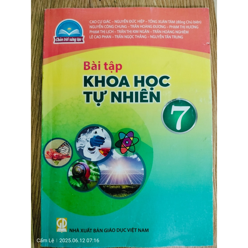 Bán 3 quyển sbt chân trời sáng tạo như hình. 474060
