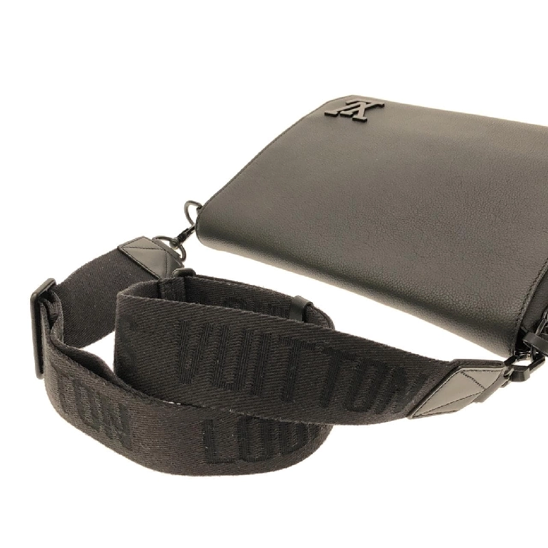 Túi đeo chéo Louis Vuitton LV Aerogram Takeoff M57080 - Hàng hiệu Chính hãng 802560