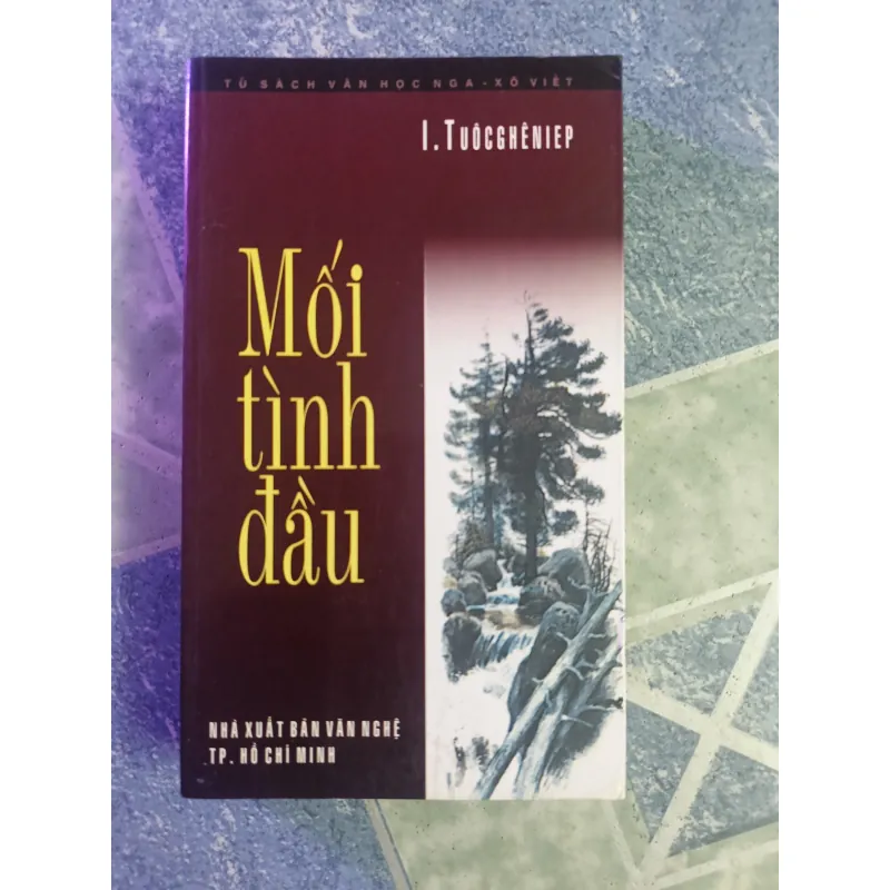 Mối tình đầu - I. Tuôcghêniep 588293