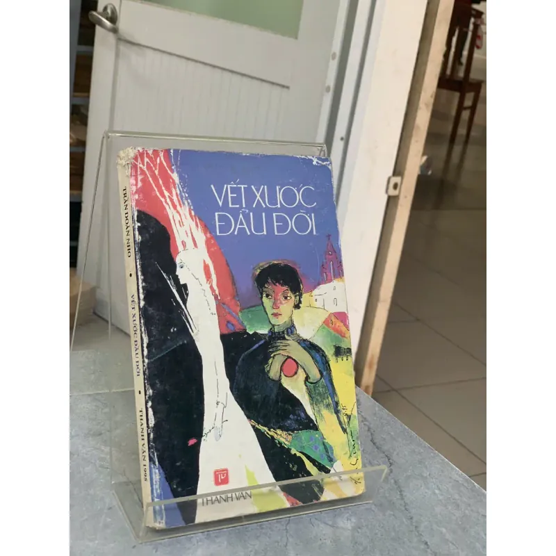VẾT XƯỚC ĐẦU ĐỜI - TRẦN DOÃN NHO 734451