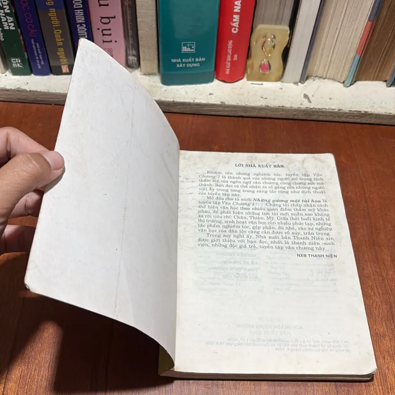 [Sách Bị Mốc] - I Tuyển Tập 1 _ Văn Chương - Thơ, Truyện Ngắn, Nghiên Cứu, Phê Bình - 1999 797176