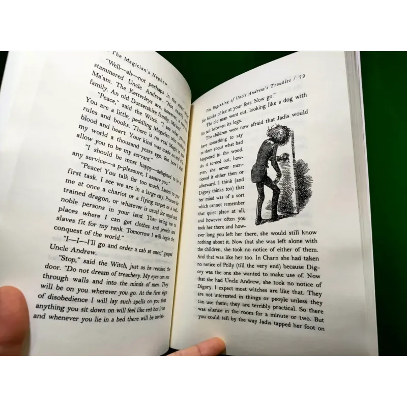 The Chronicles of Narnia  - 7 quyển 745217