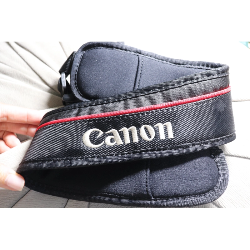 Dây đeo Canon chuyên dụng 479574