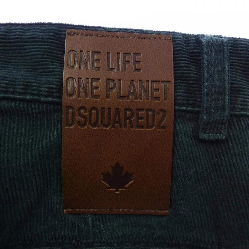 Quần DSQUARED2 S78KB0055 - Hàng hiệu Authentic 890400