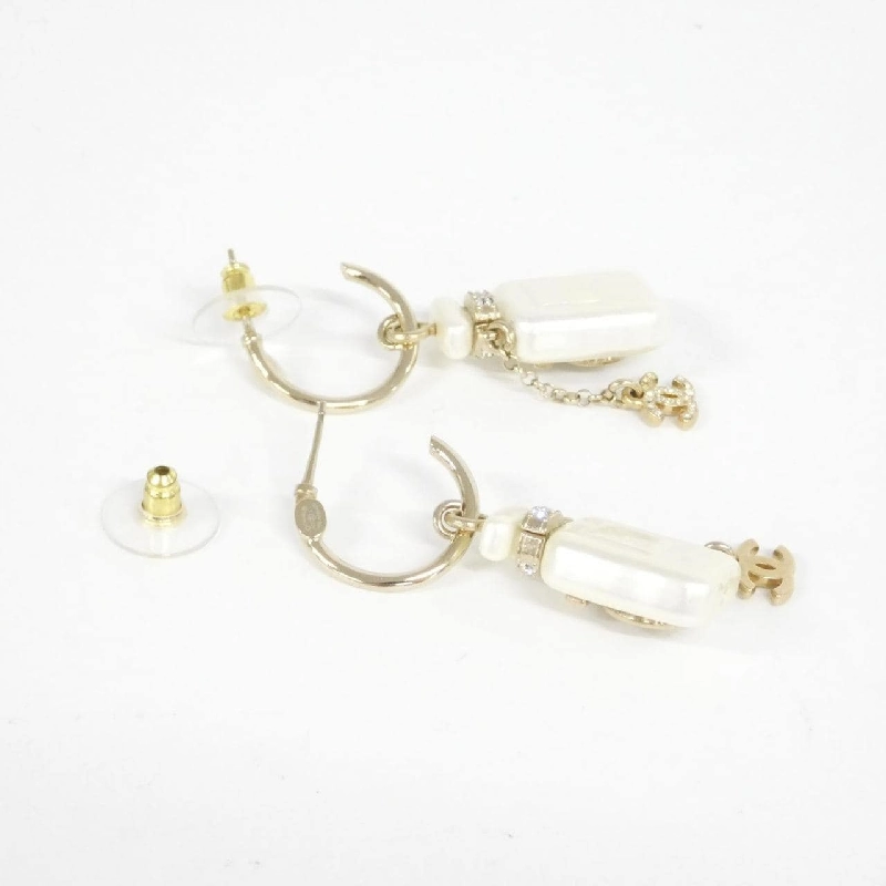 Khuyên tai Chanel AB8468 624128