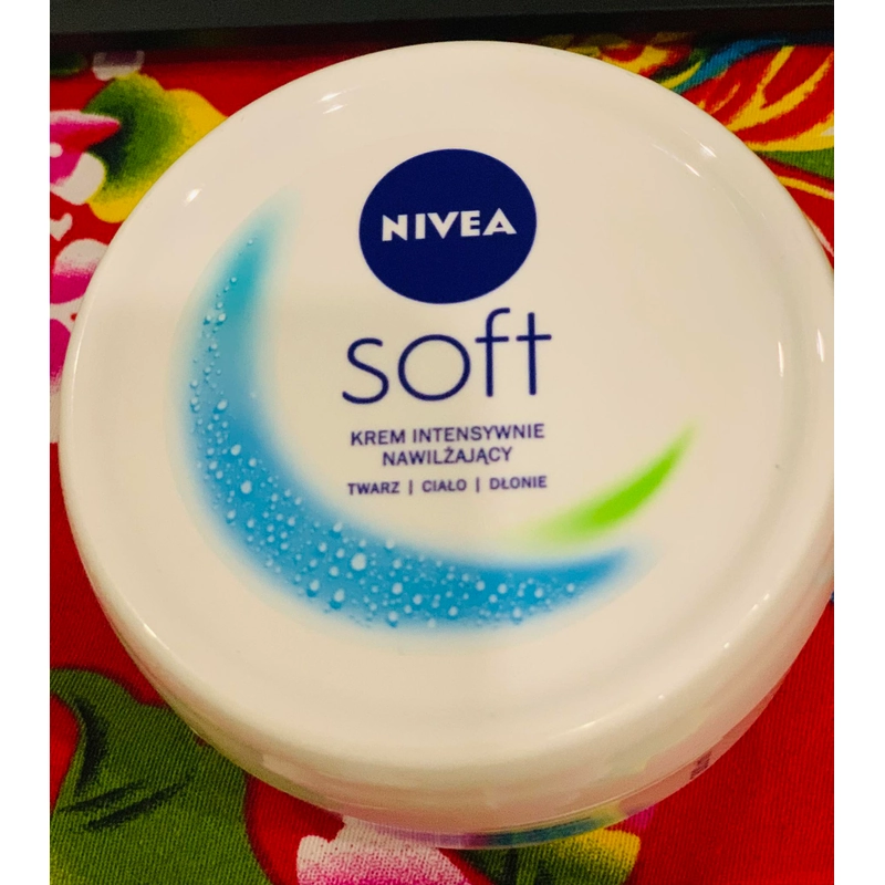 Kem dưỡng ẩm Nivea Soft 300ml Vitamin E và tình dầu hạt Jojoba tự nhiên, hàng xách tay Đức 457900