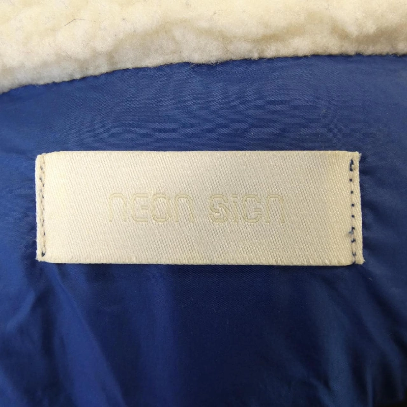 Biển hiệu đèn neon NEON SIGN Jacket - Hàng hiệu Authentic 898832