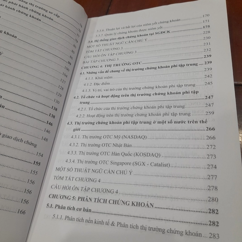 Pgs. Ts. Nguyễn Thanh Phương - GIÁO TRÌNH THỊ TRƯỜNG CHỨNG KHOÁN 447153