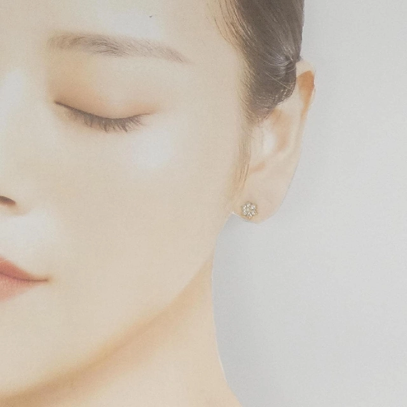 Bông tai kim cương hoa K18YG 0.18CT một bên - Hàng hiệu Chính hãng 869414