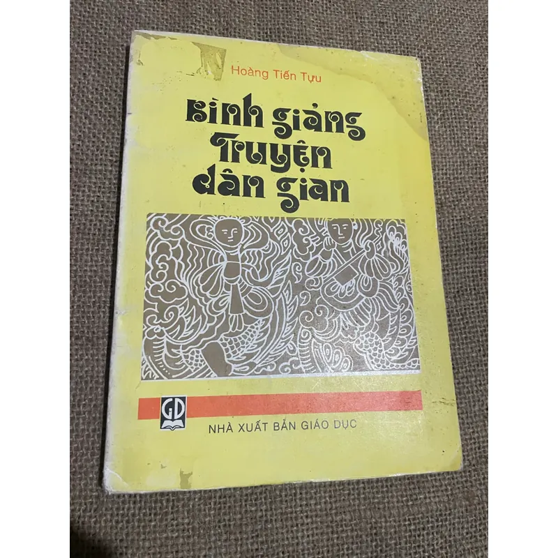 Bình giảng truyện dân gian - Hoàng Tiến Tựu  593423