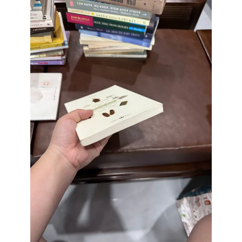 Chúng Ta Rồi Sẽ Hạnh Phúc Theo Những Cách Khác Nhau- K5 1032709