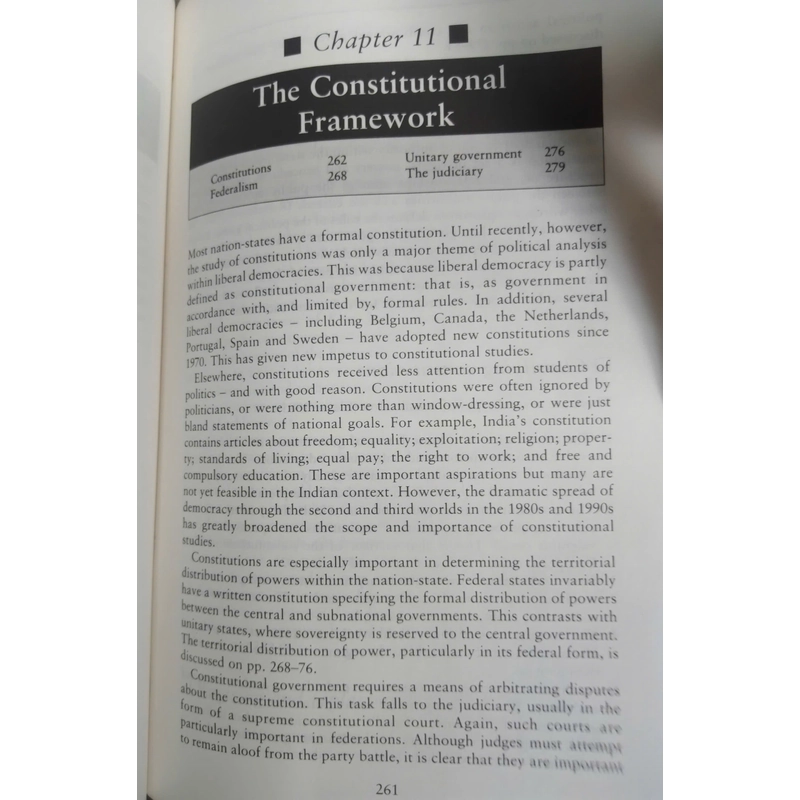 COMPARATIVE GOVERNMENT AND POLITICS 498927