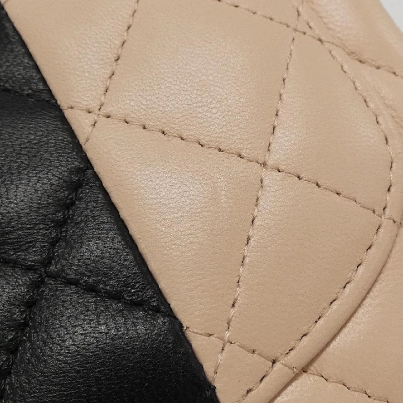 Túi xách chéo Chanel 35200 613633