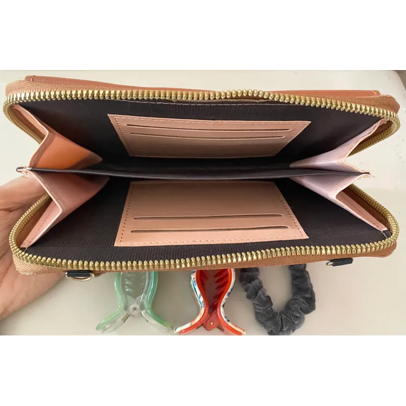 Combo 4: 1 Ví giả da secondhand + 3 Đồ cài / cột tóc 601415