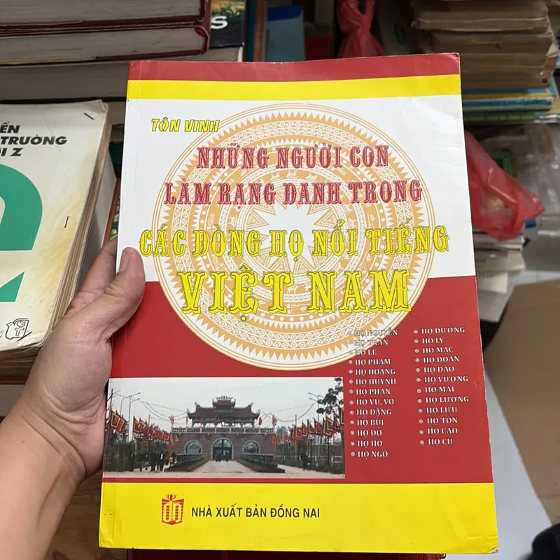 II Tôn Vinh Những Người Con Làm Rạng Danh Trong Các Dòng Họ Nổi Tiếng Việt Nam - 2014 704951