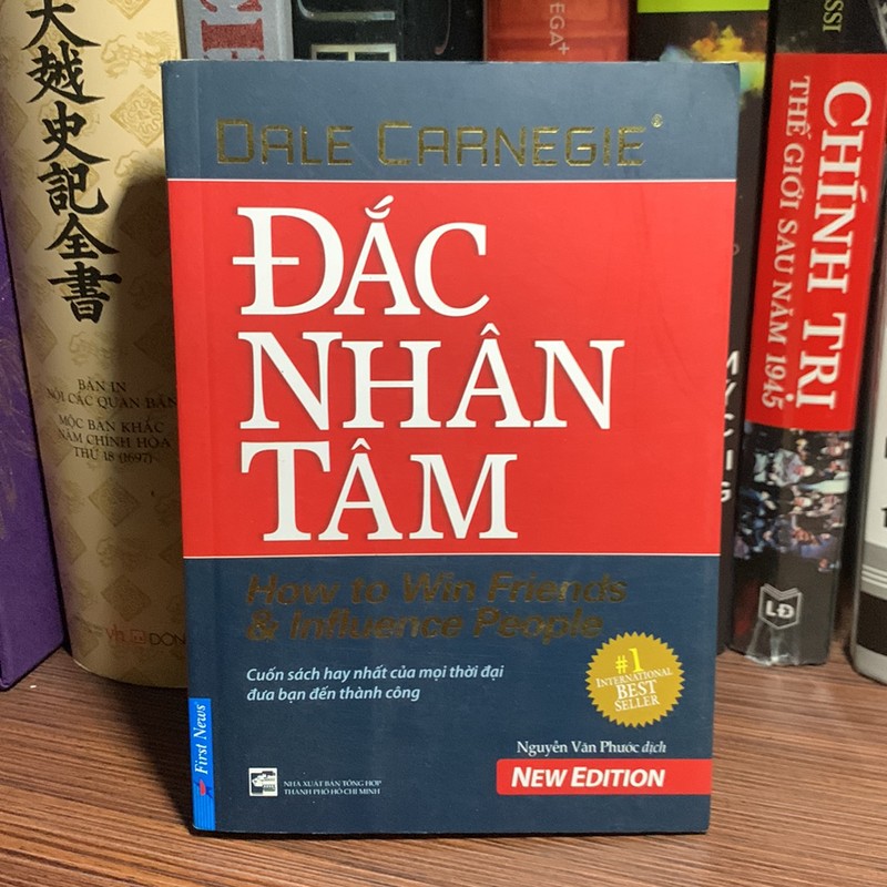 Sách kỹ năng : Đắc Nhân Tâm -mới 90% 150321