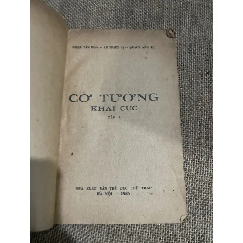 Cờ tướng khai cục xuất bản 1986 797166