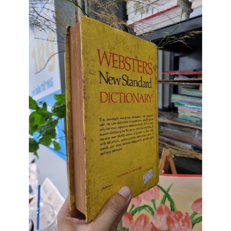 WEBSTER'S NEW STANDARD DICTIONARY : For Home, School and Office 190731