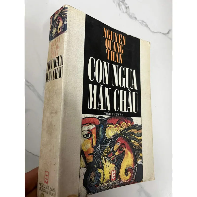 Con Ngựa Mãn Châu - Nguyễn Quang Thân - Tiểu thuyết 931934