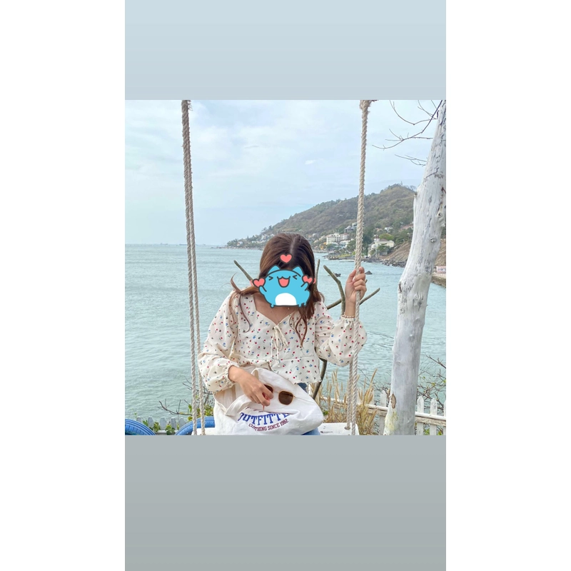 Áo hoa màu kem 462862