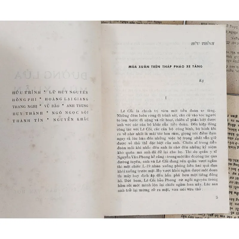 Đường lửa mùa xuân - tập truyện ký (nhiều tác giả) 707938