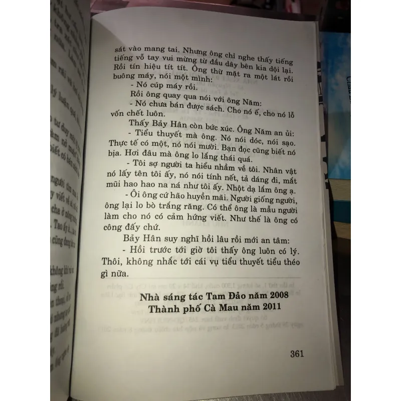 Hoa trà nở muộn - Phạm Anh Hoan 1010606