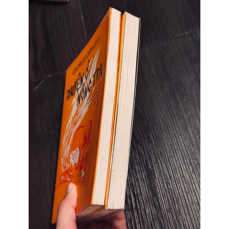 Combo 2 tác phẩm của George Orwell 501653