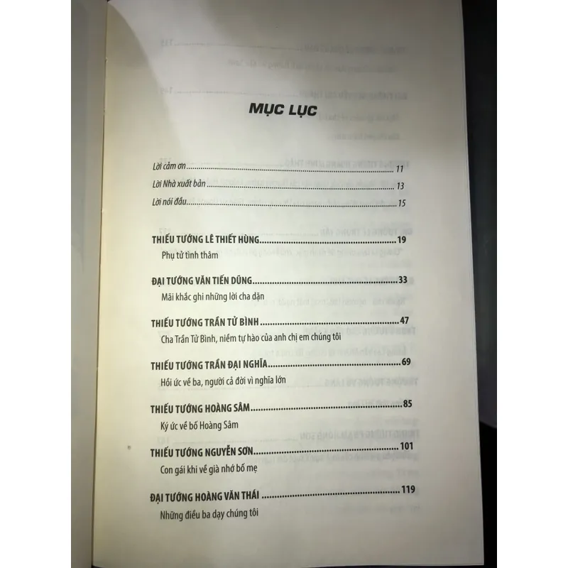 Tướng lĩnh Việt Nam thế kỷ XX qua lời kể của người thân  600394