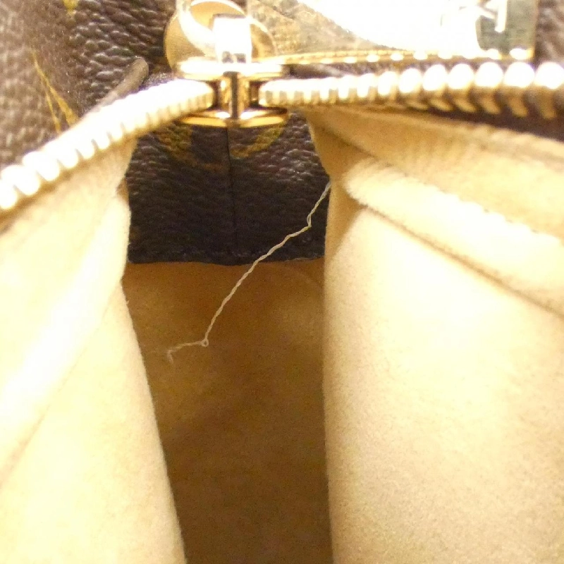 Túi xách vai Louis Vuitton Monogram Looping GM M51145 613627