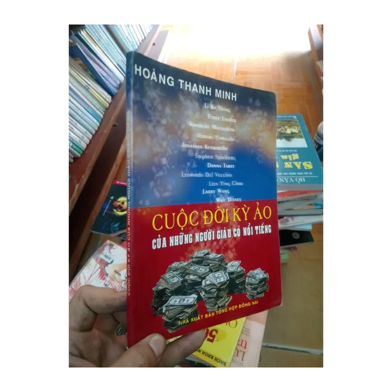 Cuộc đời kỳ ảo của những người giàu có nổi tiếng - Thanh Minh 2005 981051