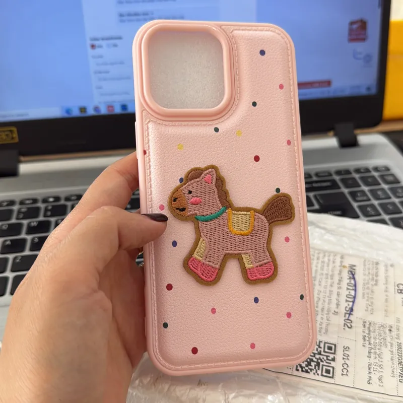 Ốp lưng 16 promax Hồng Ngựa  1006609