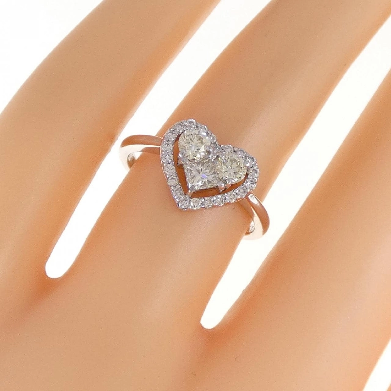 Nhẫn kim cương hình trái tim K18WG 0.67CT 670762