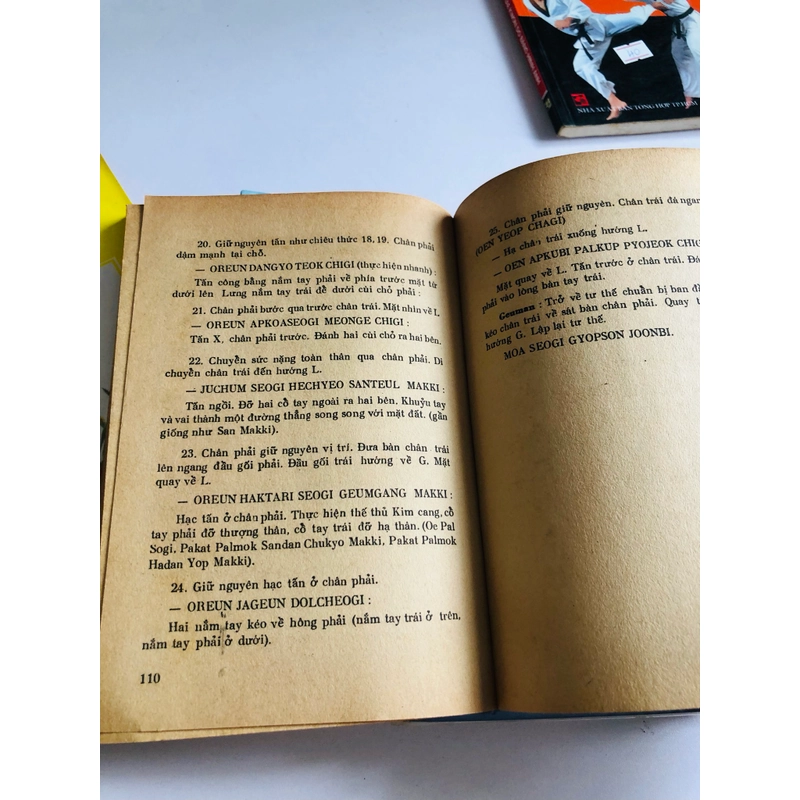 📚 SÁCH VỀ TAEKWONDO 542459