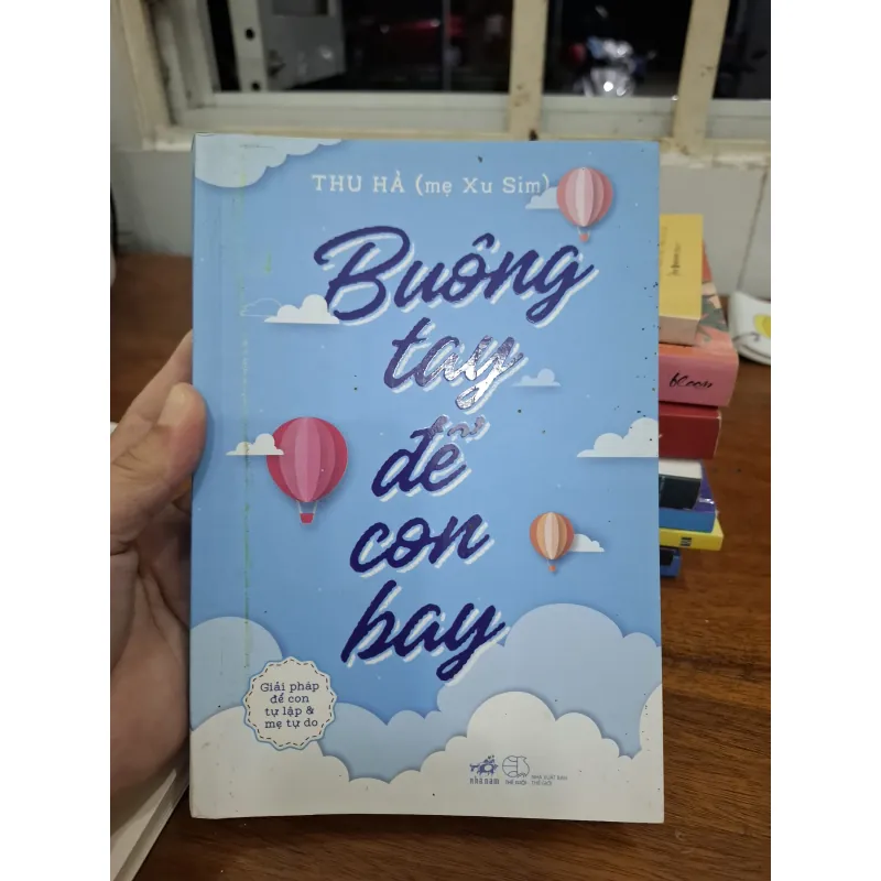 Sách Buông tay để con bay, mới 70% 783214