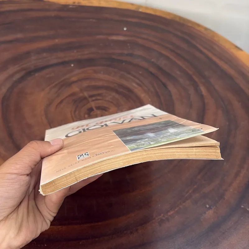 II Văn Học: Bí Quyết Giỏi Văn - Vũ Ngọc Khánh - 2005 1010386