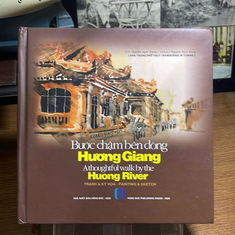 Bước chậm bên dòng Hương Giang  508313
