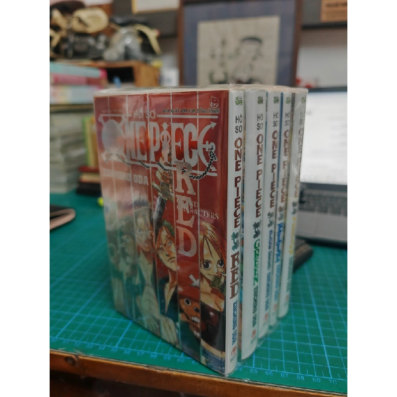 Truyện tranh Ngoại truyện Hồ Sơ One Piece - Eiichiro Oda full bộ 124234