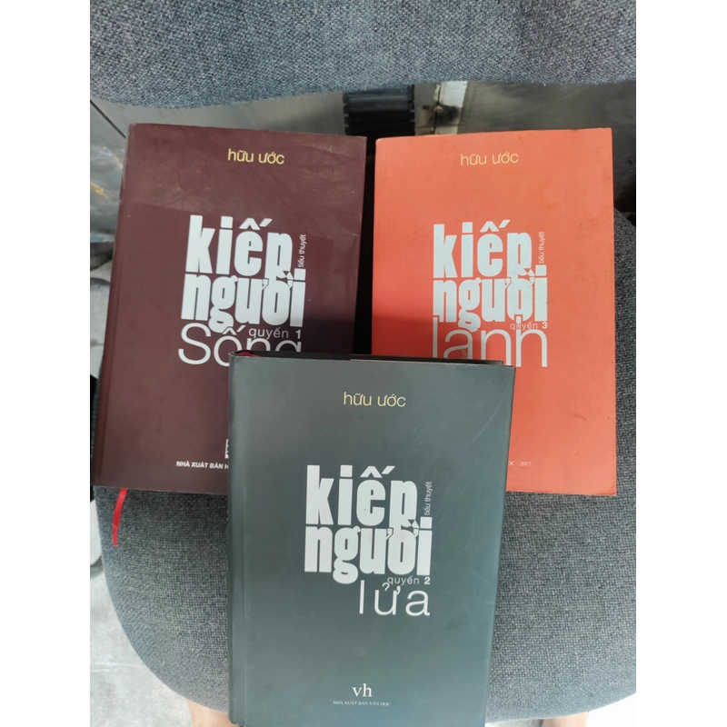 Bộ 3 tập Kiếp người của Hữu ước  472444