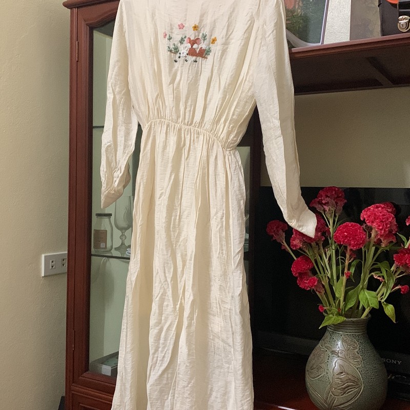 Váy linen hoạ tiết thêu tay 191050