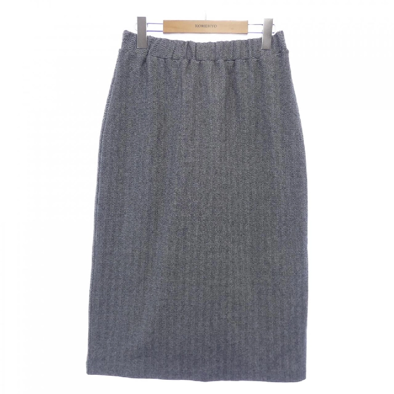 Max Mara weekend váy 653387