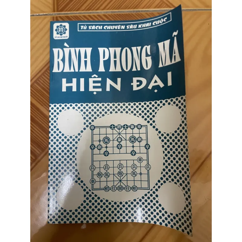Bình phong mã hiện đại 927884
