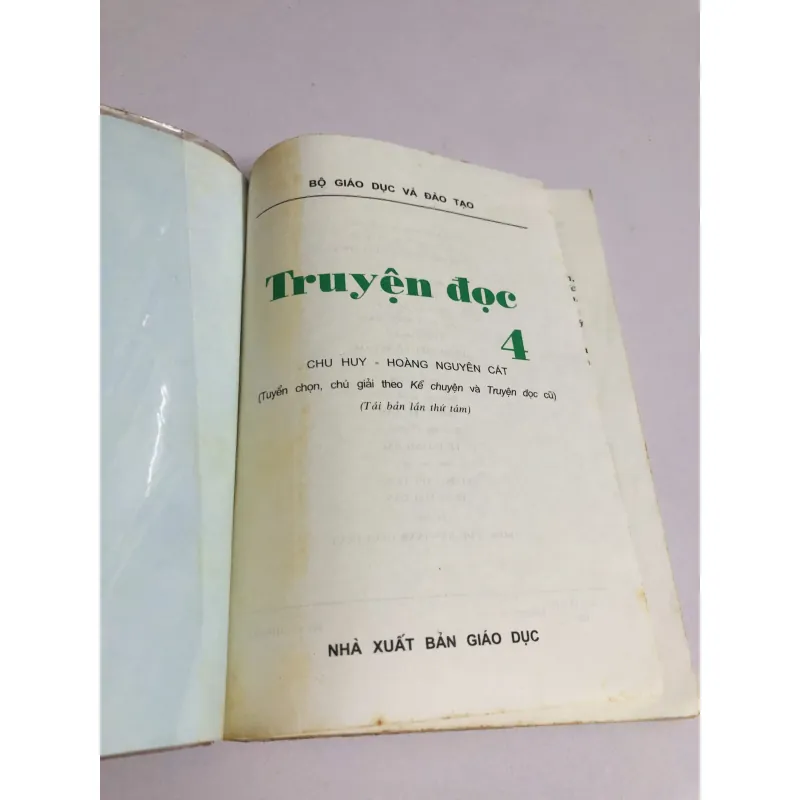 📚 TRUYỆN ĐỌC 4 📖 152 trang, NXB: 2002 596941