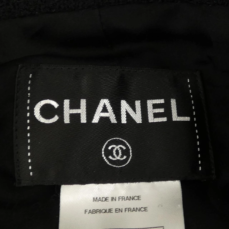 Áo khoác CHANEL P44317V31241 - Hàng hiệu Authentic 819331