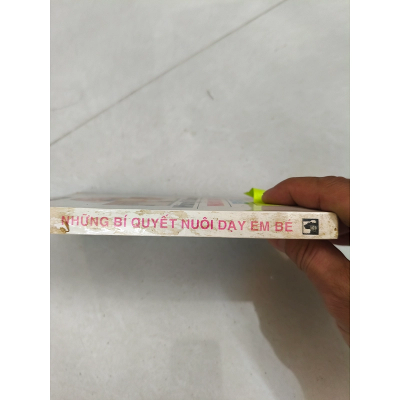 Những bí quyết nuôi dạy em bé  413832