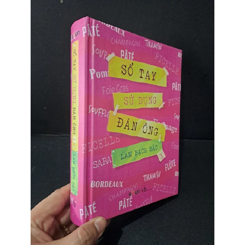 [Phiên Chợ Sách Cũ] Sổ tay sử dụng đàn ông 1 (bìa cứng) 2014 - Lam Bạch Sắc 0506 469049