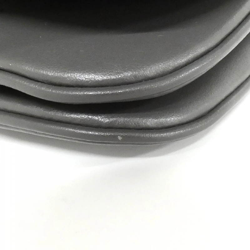 Túi xách vai Celine Medium Taboo 196583DK1 610747