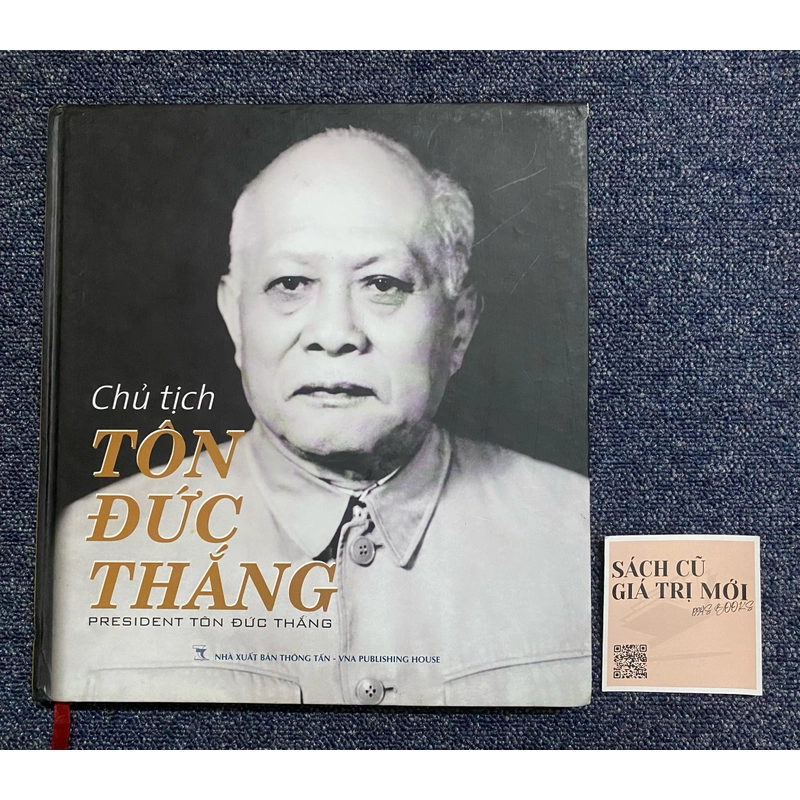 Sách ảnh Chủ tịch Tôn Đức Thắng (BC)  476252