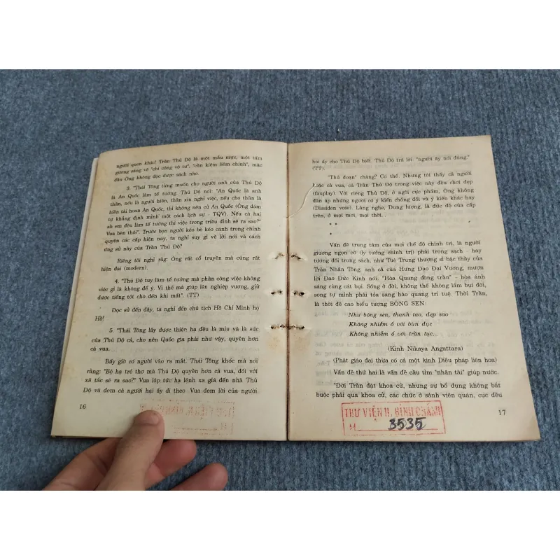 TRẦN THỦ ĐỘ CON NGƯỜI VÀ SỰ NGHIỆP 701911