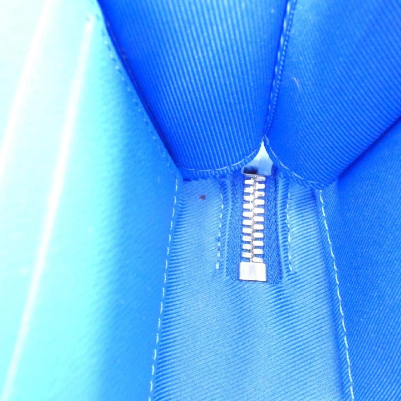 Túi đeo vai Louis Vuitton Monogram LV Clouds Soft Trunk Wallet M45432 608708